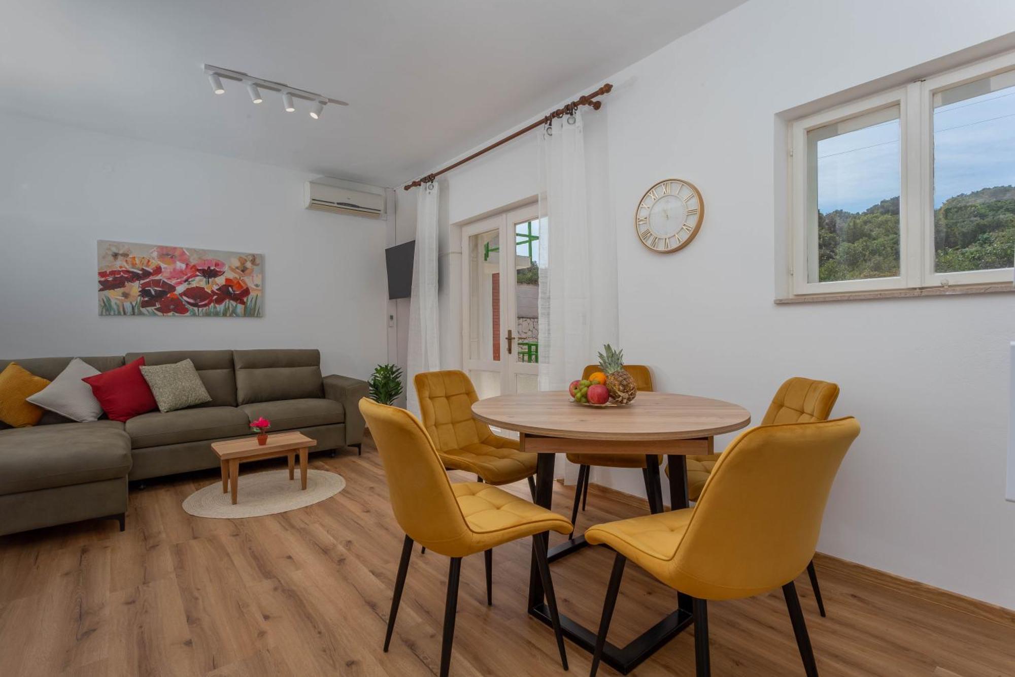 Apartment Marija Bibic *